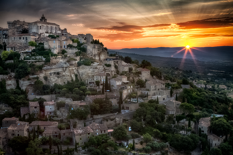 beautiful,brilliant,europe,france,gordes,horizontal,southern,sunrise