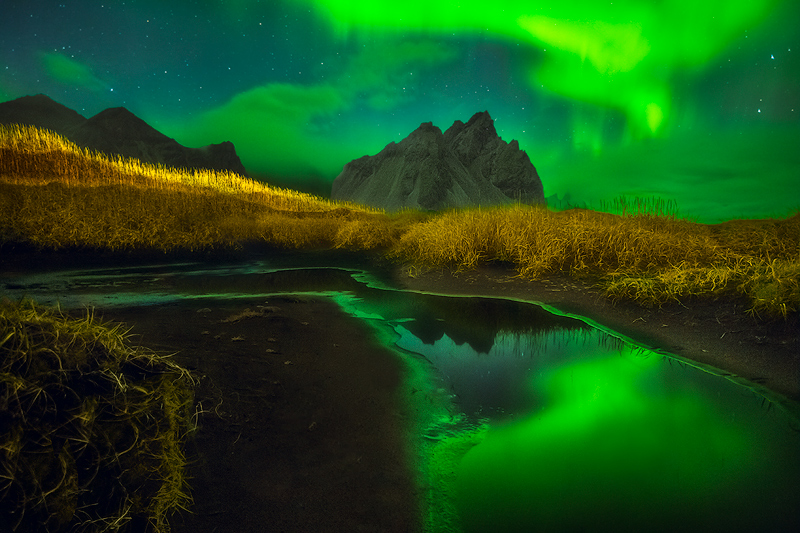 aurora,beach,borealis,eastern,europe,field,hill,hofn,iceland,klifatindur,mountain,northern lights,pond,pool,sand,south,southern,the northern lights