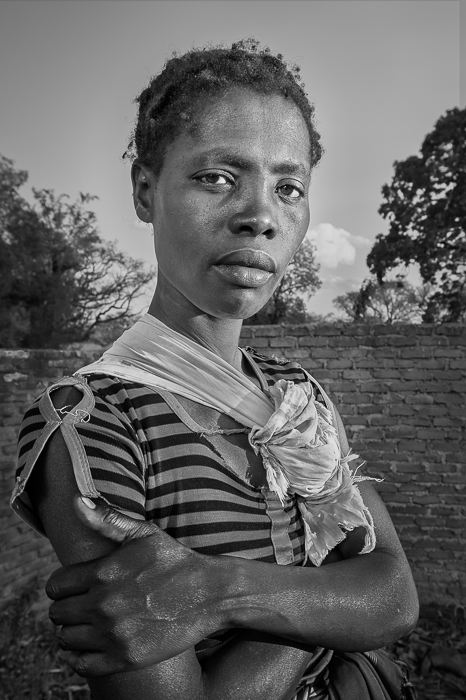 africa,african,baby,black,child,daughter,environmental portait,evening,family,female,girl,infant,juvenile,lady,malawi,malawian,mom,mother,portrait,woman,young