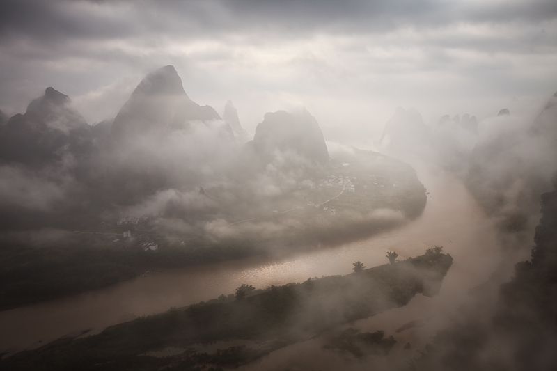 asia,china,cloud,cloudy,guilin,hill,horizontal,li river,mountain,xiang gong shan